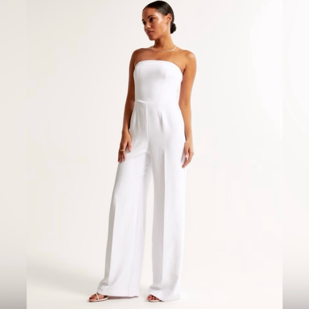 NEW Abercrombie & Fitch Strapless Premium Crepe Jumpsuit